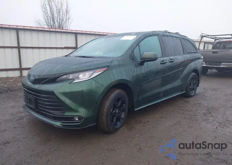 2025 Toyota Sienna Woodland Edition z USA, uszkodzony, nr VIN 5TDCSKFCXSS209959